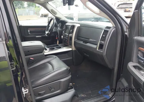 2014 Ram 1500 Laramie из США, поврежденный, VIN 1C6RR7NT0ES329373